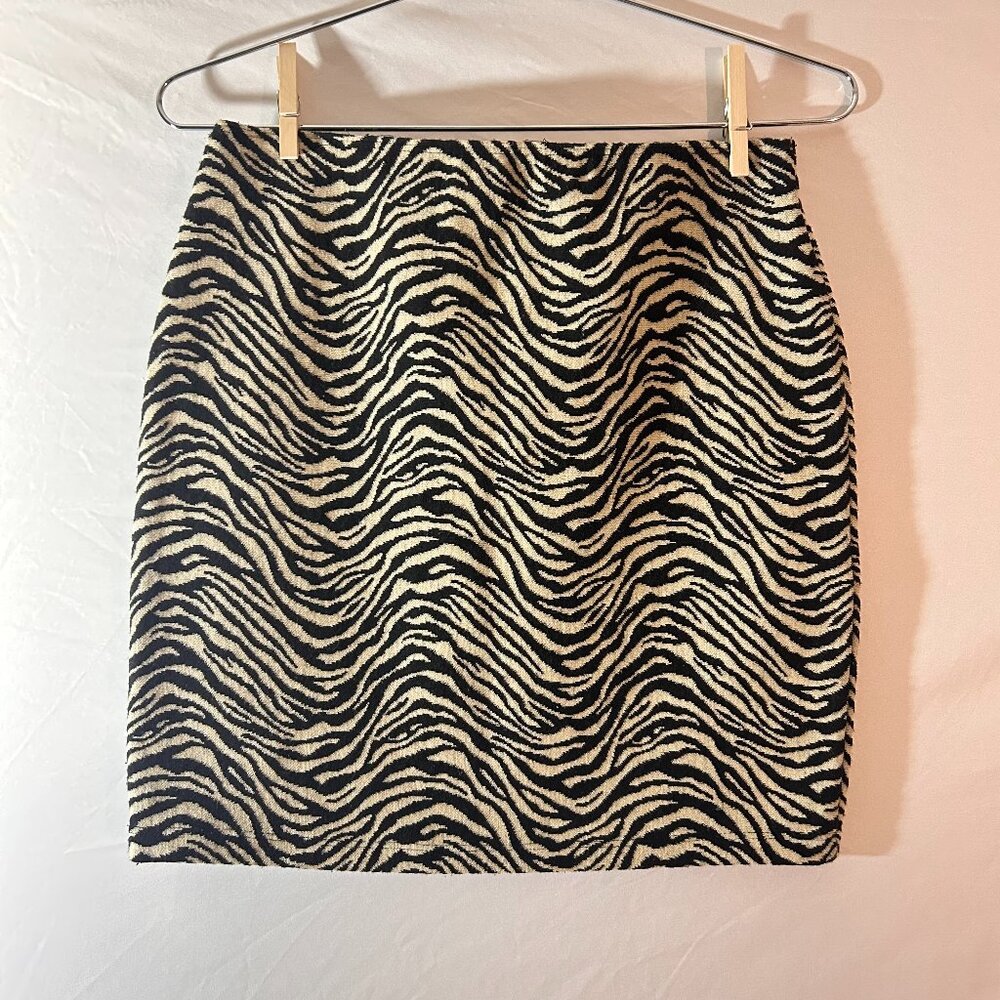 Body Central Zebra Print Mini Skirt 🖤🤍